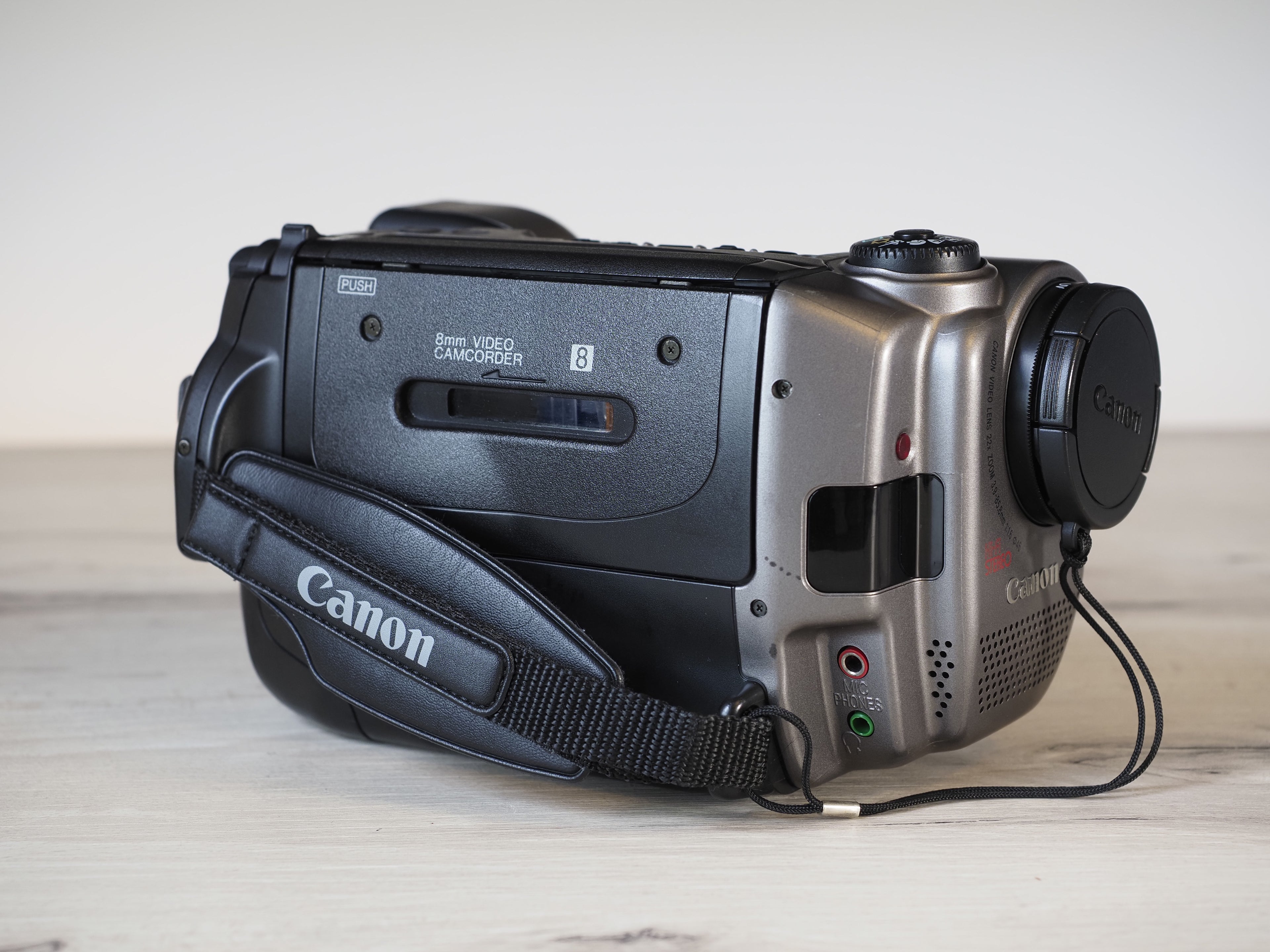 Canon ES970 Video Camera